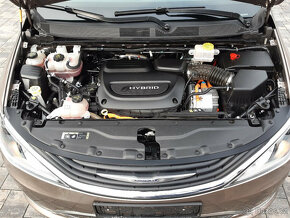 Chrysler Pacifica 3,6L HYBRID, 7 míst, Facelift, REZERVACE - 14