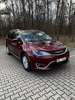Chrysler pacifica 3.6 v6 sedmičlenný LPG - 14