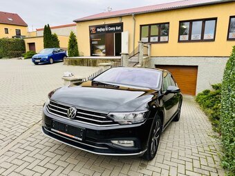 VW PASSAT 1.5TSi 110kW ELEGANCE DSG ACC Vyhř.okno Masáž 2021 - 14