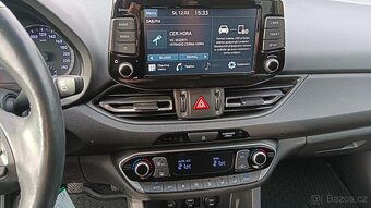 Hyundai i30 1.6 CRDI  ODPOČET DPH - 14