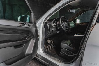 MERCEDES BENZ ML-250CDi-4Matic-DPH-R19 - 14