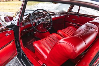 Mercedes-Benz 220S Coupé - 14