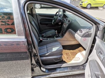 Ford Focus 1.6i 74kw Klima Tažné - 14