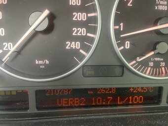 BMW E39 525i - 14