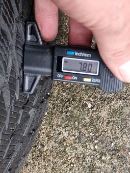 225/50/17 Originál alu kola Škoda 5x112 - 14
