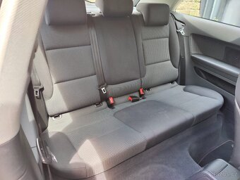 Audi A3 1,6i 75 kW / pravidelný servis / - 14