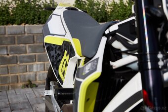 Husqvarna 701 Supermoto 2018 - 14