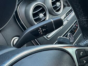 Mercedes-Benz C300 4Matic 2015 - 14