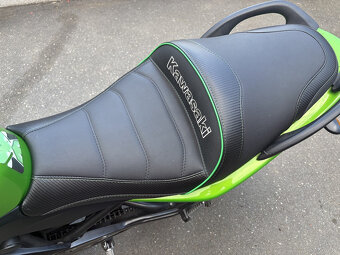Kawasaki ER6N - A2 - 14