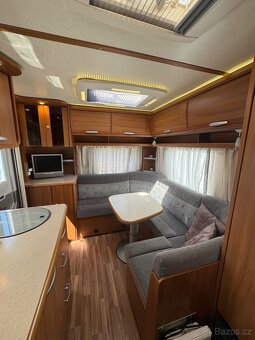 Karavan Wilk - 14