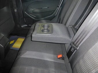 Peugeot 308 1,6HDI NAVIGACE ALU FULL LED - 14