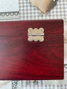 Nový dřevěný box na víno s příslušenstvím - 14