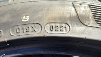 Letní pneu 275/35/19 Michelin - 14