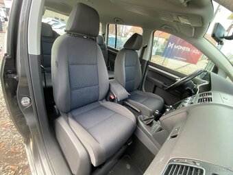 VW Touran 1.6 TDi Navigace,Climatronic - 14