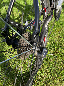 Trekové dámské kolo Maxbike C600 18'' - 14