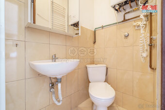 Prodej bytu 4+1, 85 m², Karlovy Vary, ul. Chebská - 14