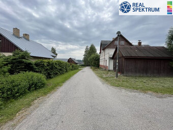 Prodej velkého RD k rekonstrukci, pozemek 1.120 m2,... - 14
