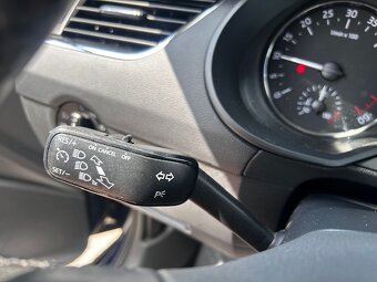 Škoda Octavia kombi 1.6 TDi DSG, 2016, navigace, vyhř. sed. - 14