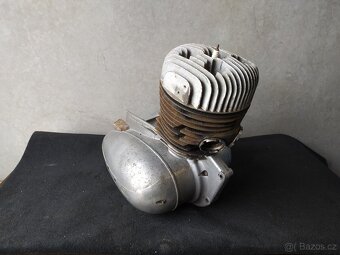 Motor Jawa 250 panelka - 14