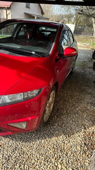 Prodám Honda Civic 8g rok výroby 2009 - 14