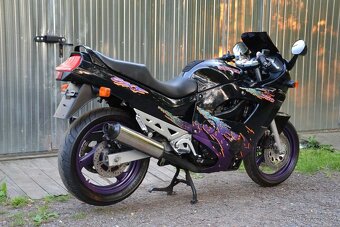 Suzuki GSX-750F - 14