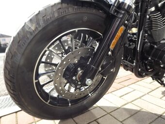 SWM Stormbraker V1200 - 14