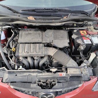 Mazda 2, 1,3KRÁSNÁ,130TKM,1MAJ.SERVISKA - 14
