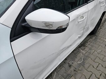 Škoda Rapid 1.4 TDI/ CLIMATRONIC/ TEMPOMAT/ POJÍZDNÝ/ DPH - 14