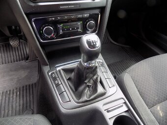 Škoda Superb 1.6 TDI 77 KW NAVI - 14