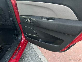 Citroën C4 Picasso, 1.6 benzín, 88kW, 169 tis. najeto - 14