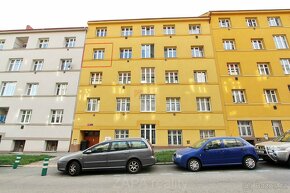 Prodej družstevního bytu 1+1 52 m2 Praha 10 Vysočany - 14