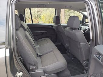 Benzínová Opel Zafira 1.8...7místné - 14