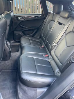 Porsche Macan Turbo 3.6 BENZIN 294KW NOVÁ STK / TAŽNÝ - 14