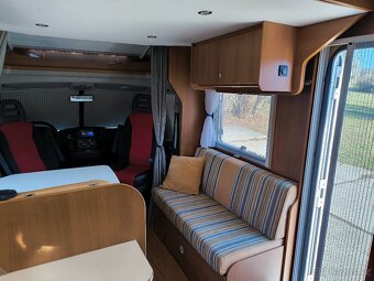 Obytné auto Carado T348 2.3JTD,klima,solar,spouštěcí postel - 14