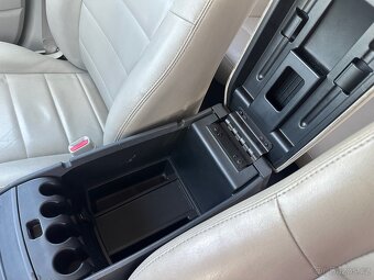 Dodge Magnum r/t V8 5,7L (na opravu/díly) - 14