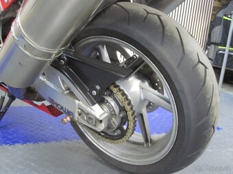 Honda VTR 1000 SP1 - 14