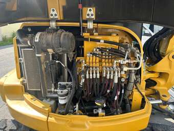 Pásový bagr CATERPILLAR 305.5E2 CR,5260kg,PRODLOUŽENÉ RAMENO - 14