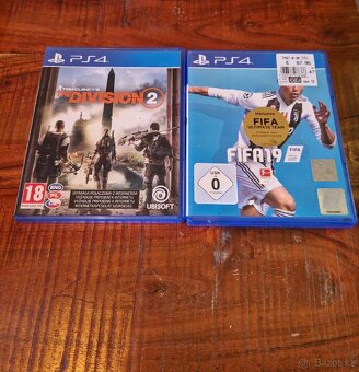Playstation 4 1TB - 14