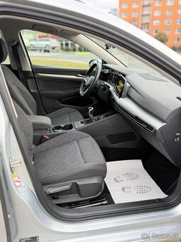 Vw Golf  kombi 2.0TDI--MANUÁL--2022--full LED--1.majitel-- - 14