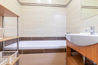 Pronájem bytu 1+1 (upravený na 2+kk) - 14