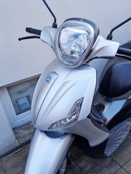 Piaggio Beverly 300 ABS, 2018, moc pěkný stav, ZIMNÍ CENA - 14