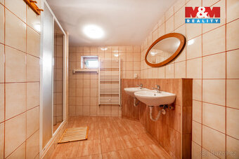 Prodej rodinného domu, 262 m2, Březina - 14