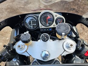 Kawasaki Ninja ZX7R r.v.1997 - 14