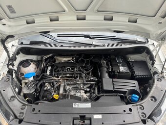 Volkswagen Caddy 2,0 TDI 75kW LONG 5 MÍST KLIMA ALU - 14