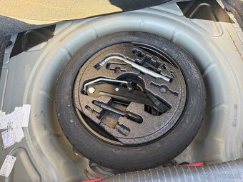 Volksvagen Golf 6. 2,0 TDi.81 kw.klima.09/2009. - 14