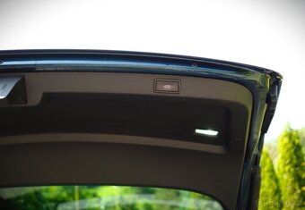 SUPERB COMBI 2.0 TDi DSG,5/2019,164tis.km,LED,Ťažné,Výhrev - 14