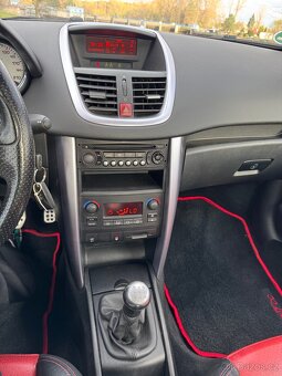Peugeot 207 cc - 14
