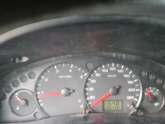 Ford Transit CONNECT - 14