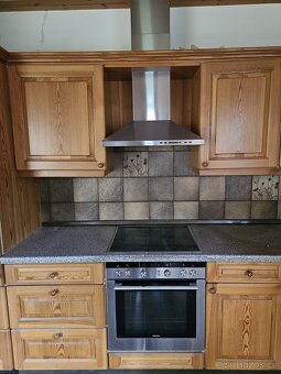 Masivní kuchyňská linka z Německa se spotřebiči - 14