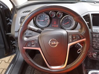 Opel Insignia 2.0T 4x4 automat - 14